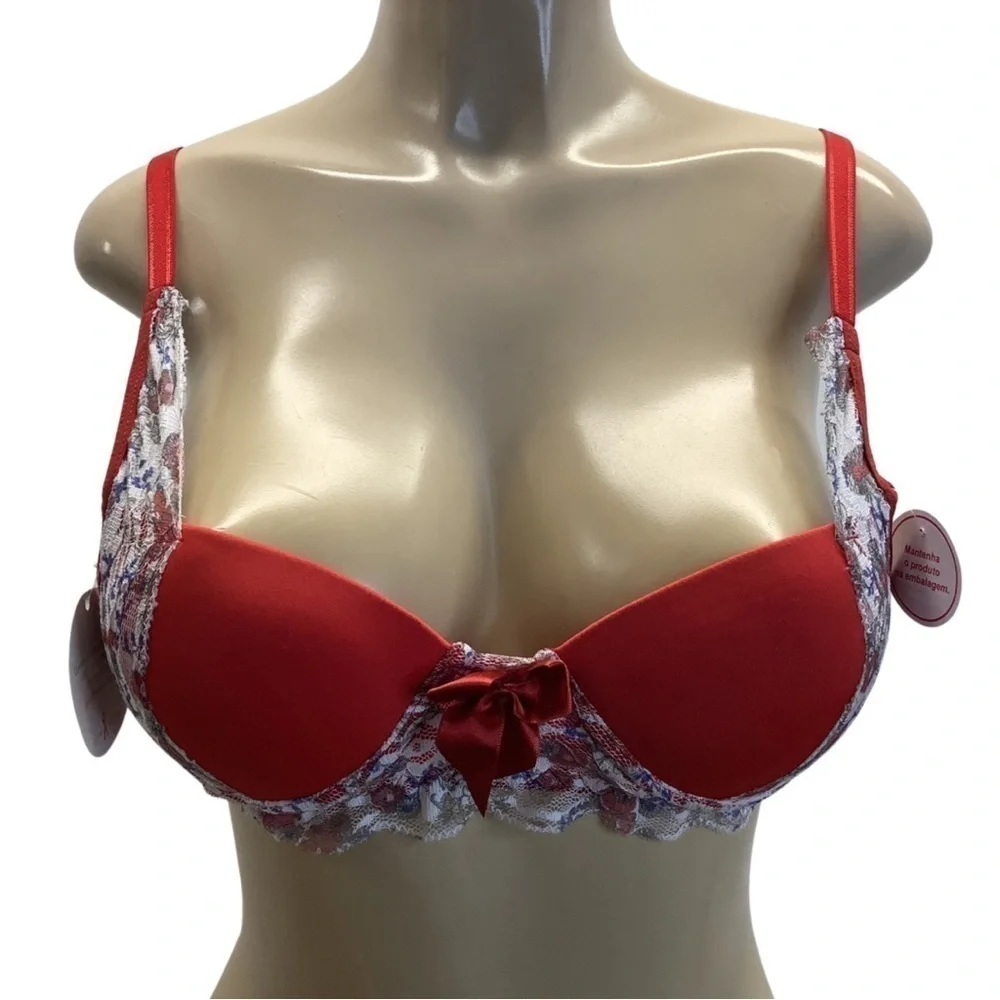 Massam Size Small Red & White Floral Lace Padded Underwire Bra. New with Tags.